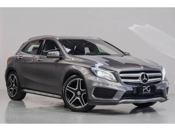 MERCEDES-BENZ GLA 250 2.0 16V TURBO GASOLINA SPORT 4P AUTOMÁTICO MERCEDES-BENZ GLA 250 2.0 16V TURBO GASOLINA SPORT 4P AUTOMÁTICO